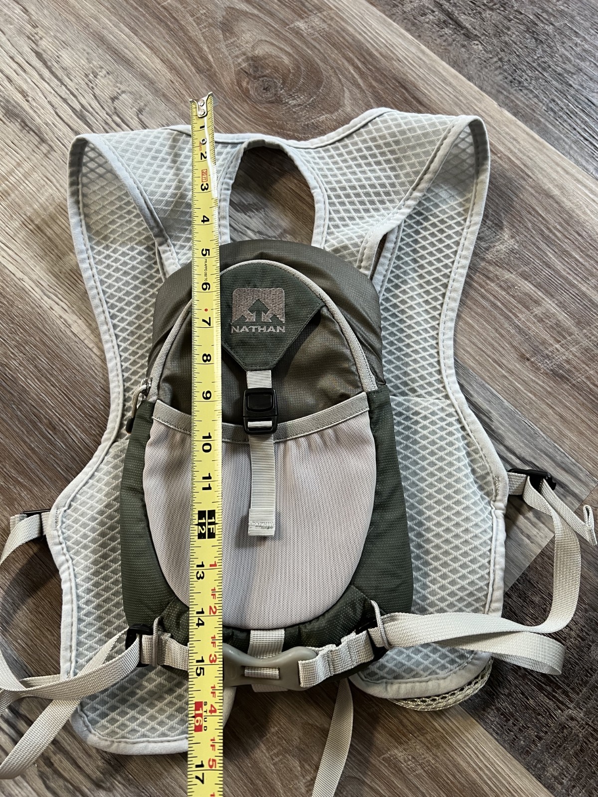 Nathan HPL 008 Race Vest Magda 1.5L Hydration Backpack Gray