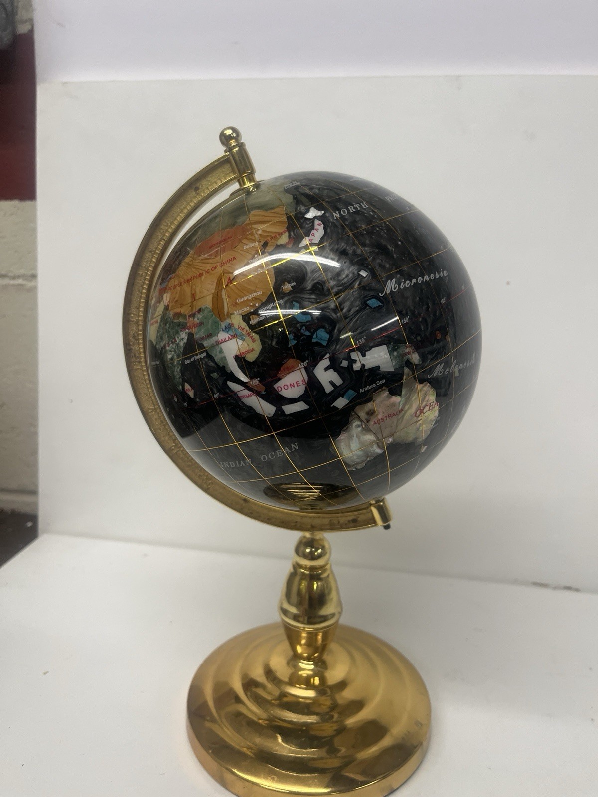 Mini Spinning Semi Precious Stones Globe