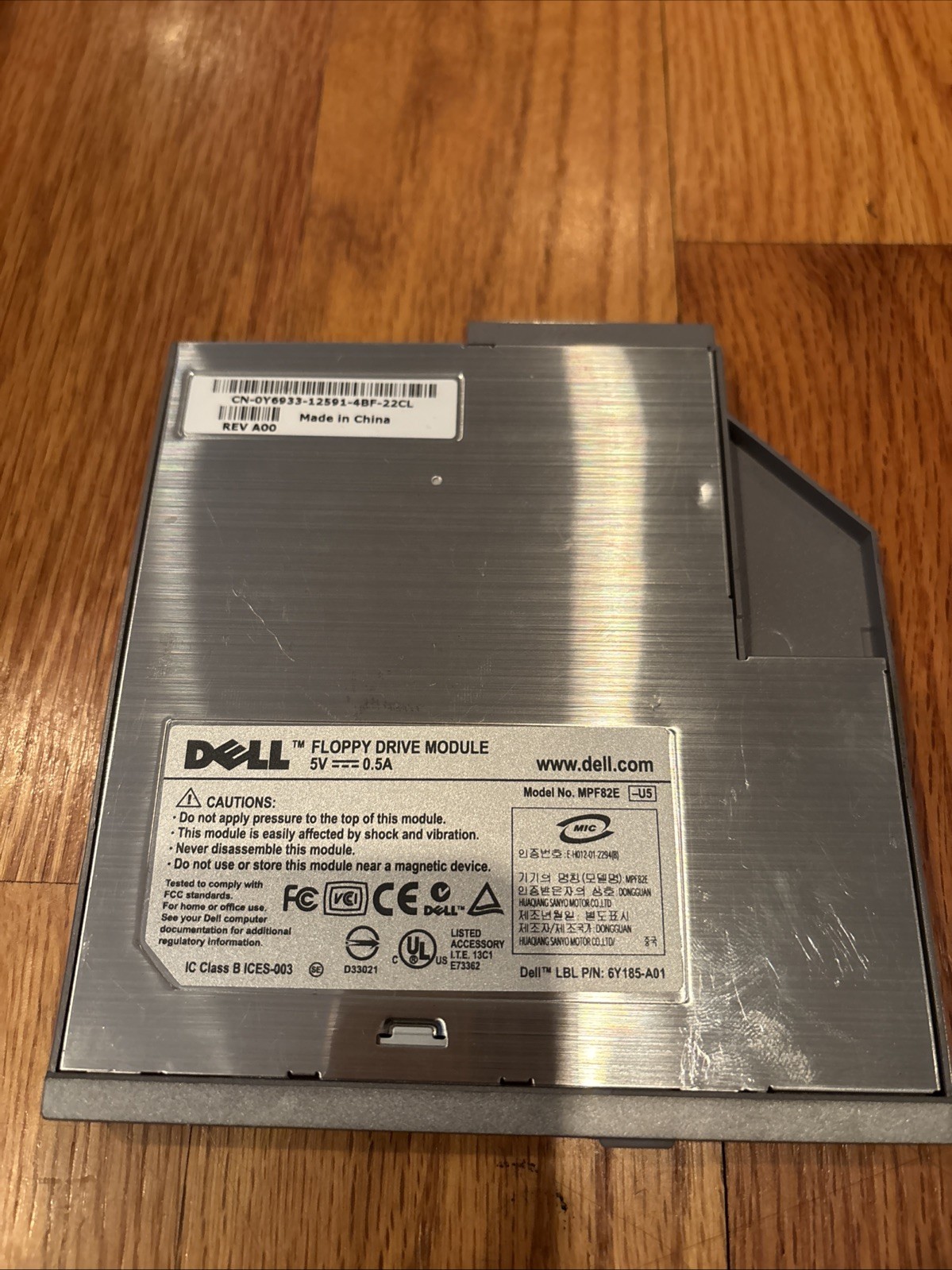 Dell Floppy Drive Module P/N 6Y185-A02   b30