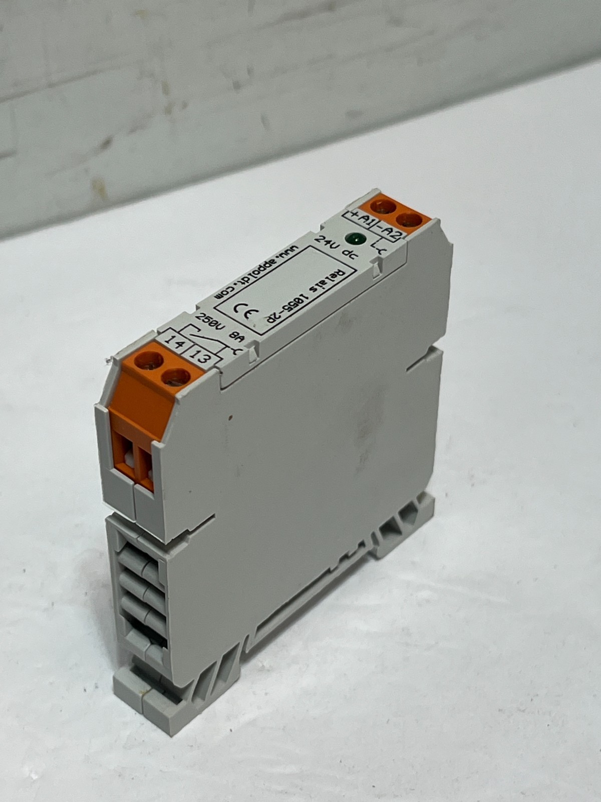 Appoldt 1055-2P Solid State Relay 24VDC Control 250VAC 8A SSR