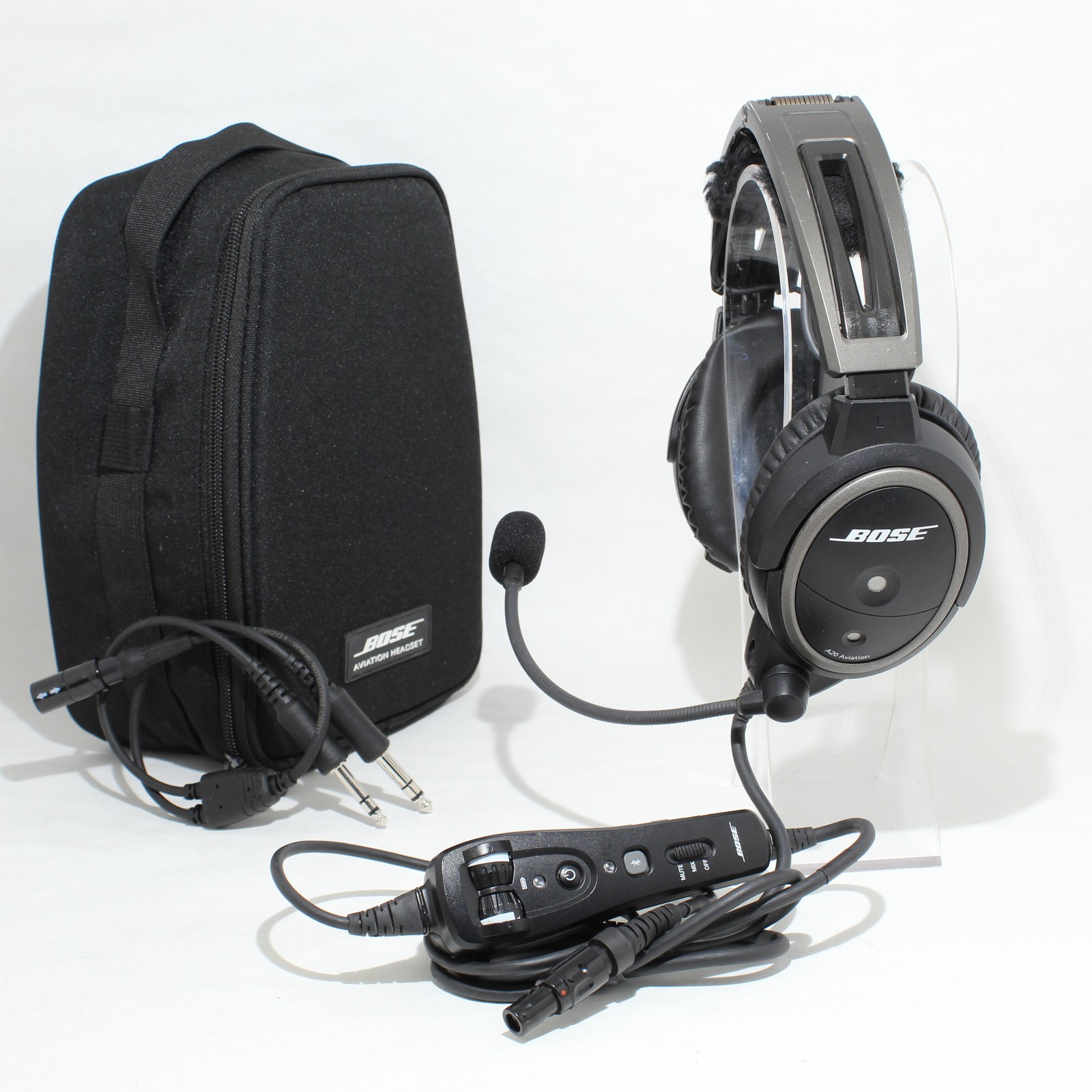 Very Good Bose A20 Bluetooth Headset Lemo w/ Dual GA Plug Adaptor BUNDLE + Case