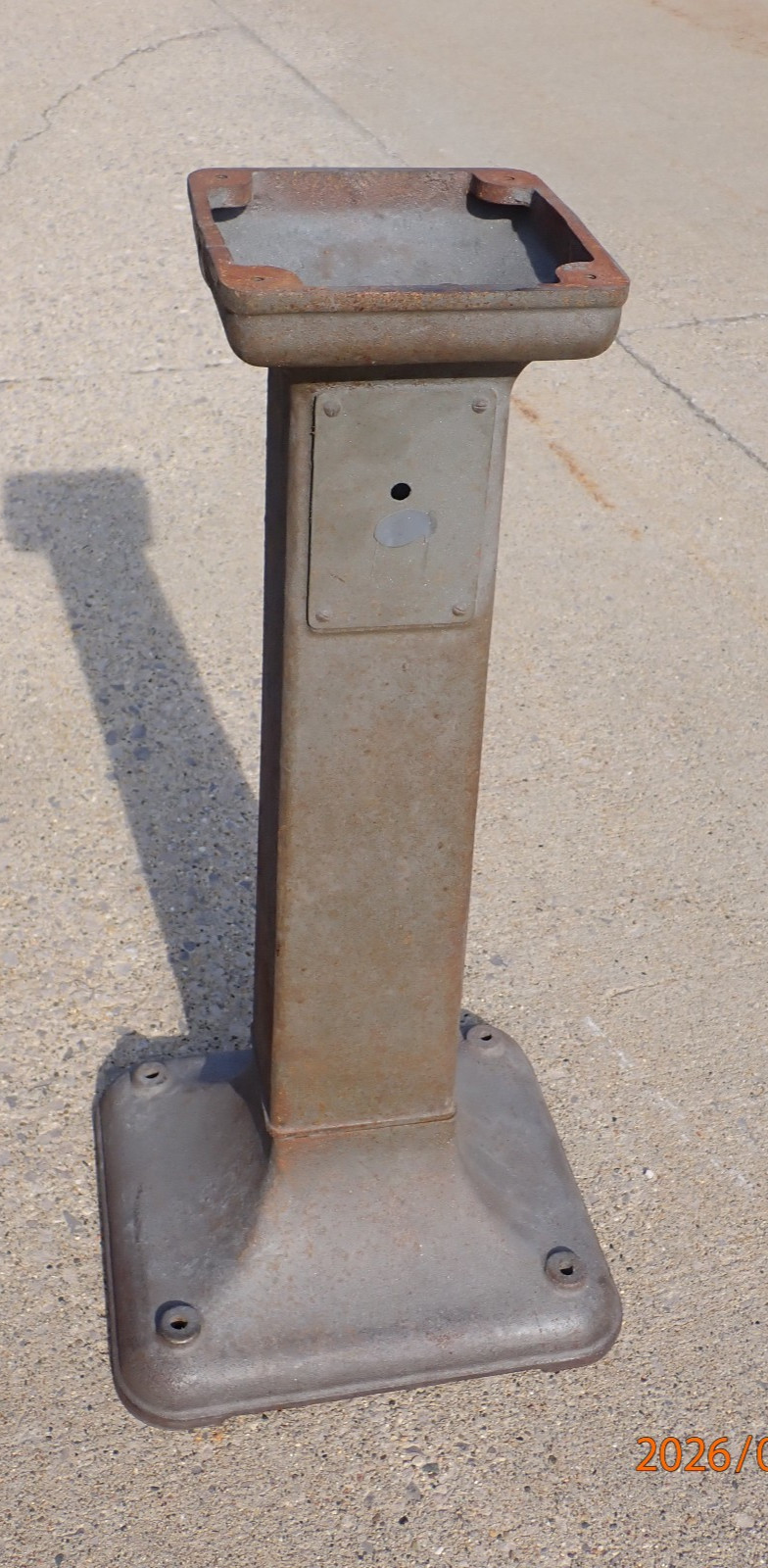 VINTAGE CAST IRON DELTA ROCKWELL GRINDER BUFFER PEDESTAL BASE STAND