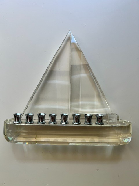 Judaica Clear Crystal Sailboat Chanukah Menorah Holiday Decor Candles Holders