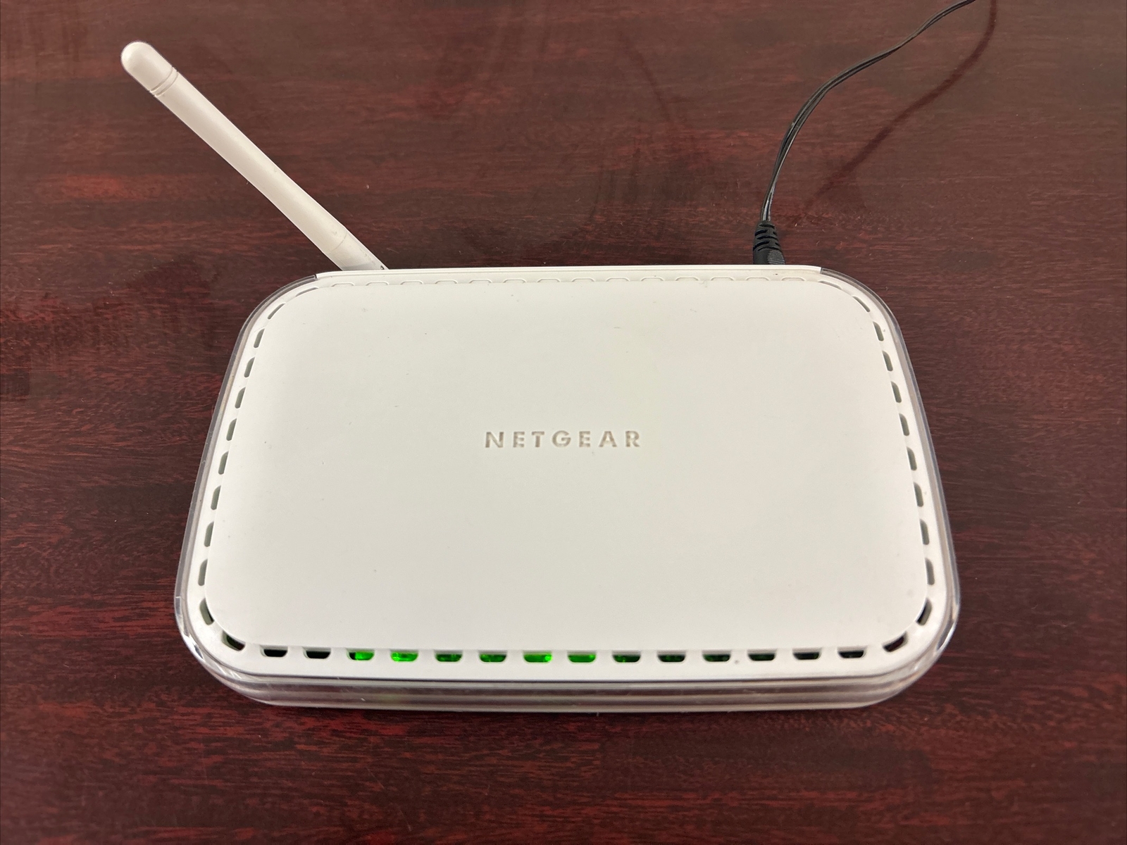 Netgear WGR614 54 Mbps 4-Port 10/100 Wireless G Router (WGR614v6)