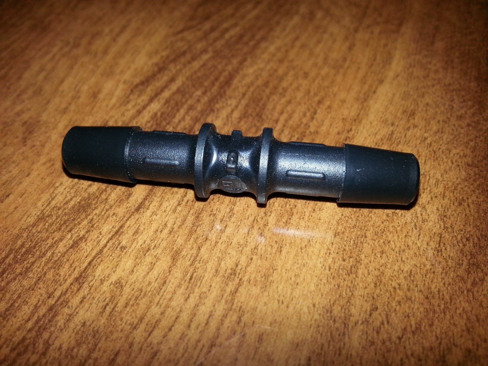 10 Pack 5/16" Barbed Couplings for Auto Water Cup System, Poultry Gamebird