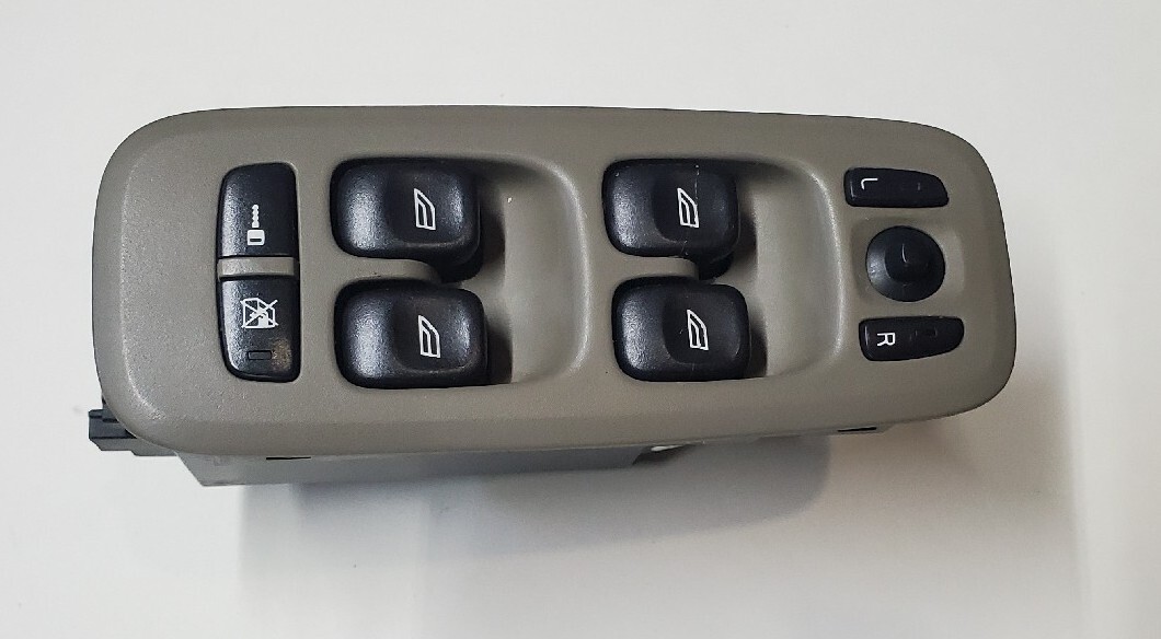2002-2008 VOLVO S60 S80 V70 XC90 LEFT DRIVER SIDE MASTER WINDOW SWITCH 09193383