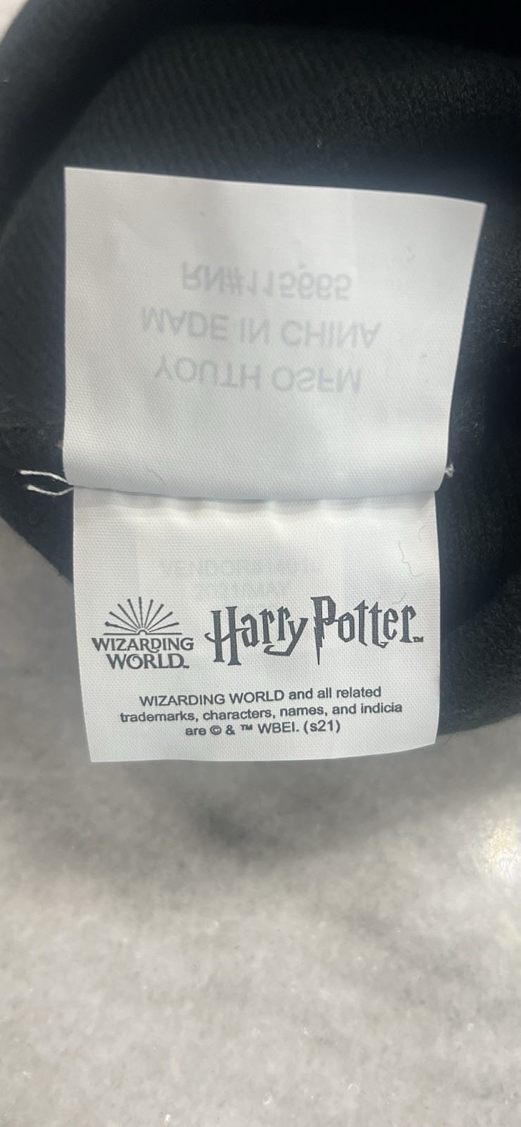 Harry Potter Kids Beanie/ Gloves NWT