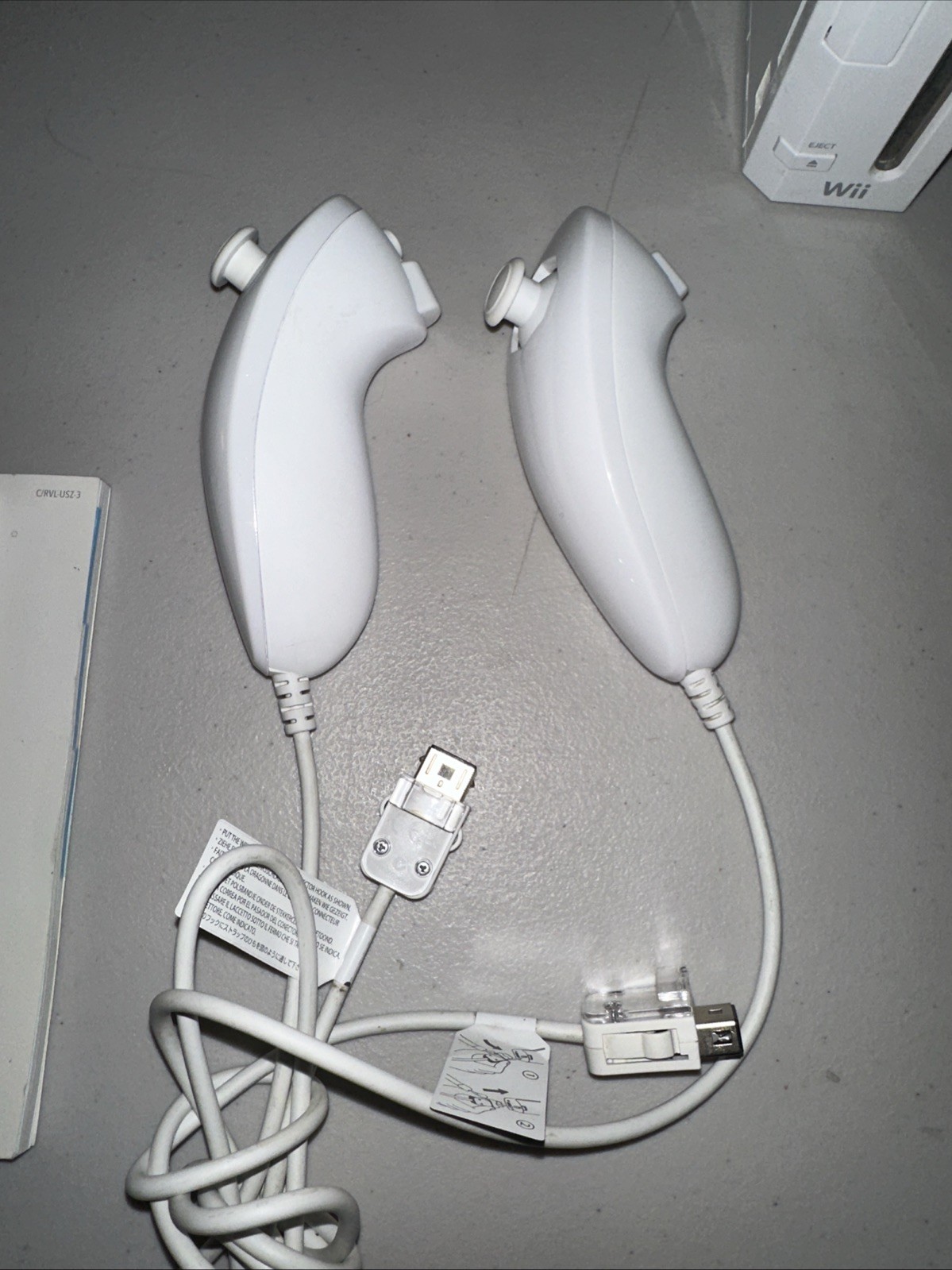 Nintendo Wii Game Console RVL-001 + 2 Remotes - 2 Player Bundle (No Sensor Bar)