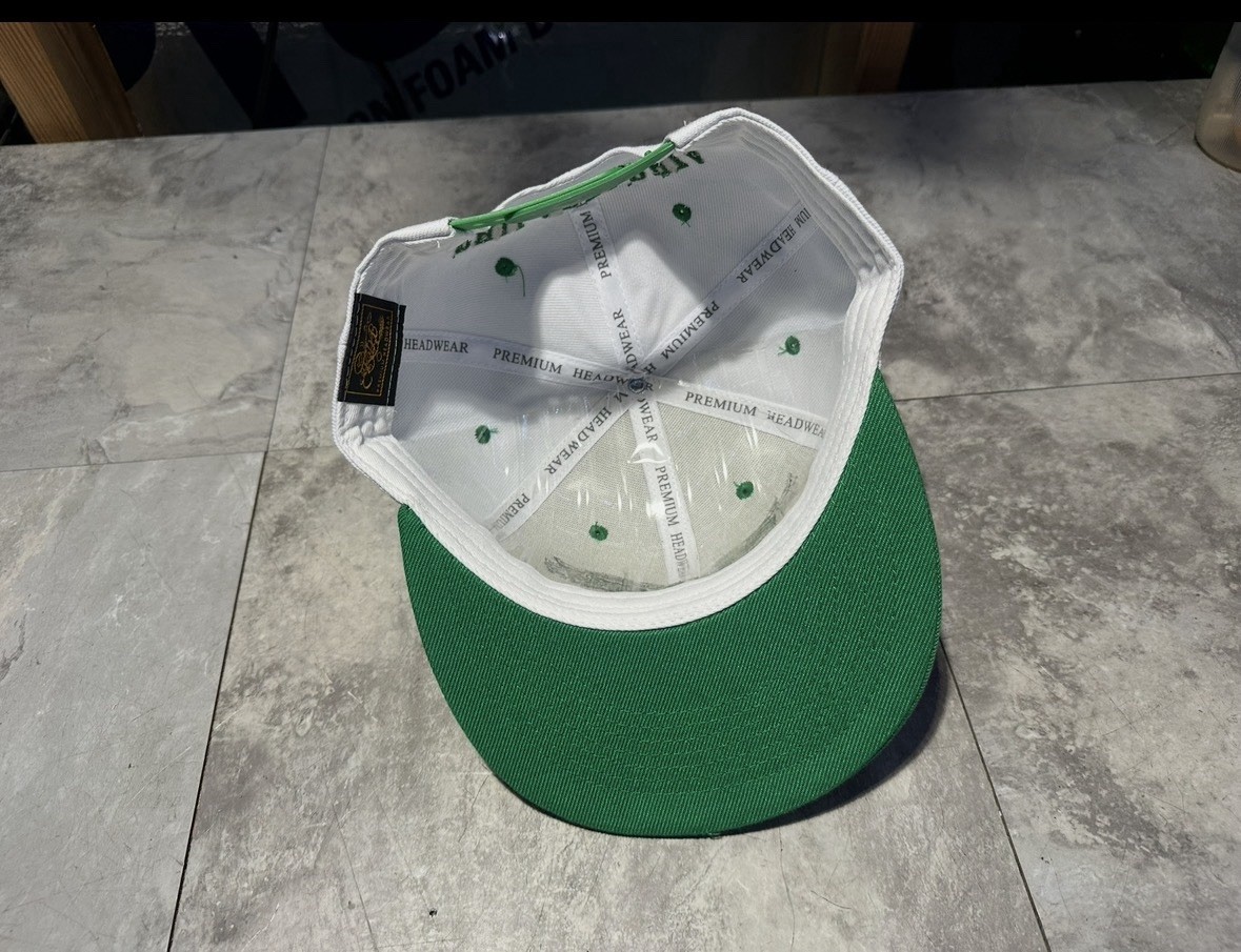 NWT Kipa Throwback Philadelphia Eagles White/Kelly SnapBack Hat Cap, Lid, Cap.