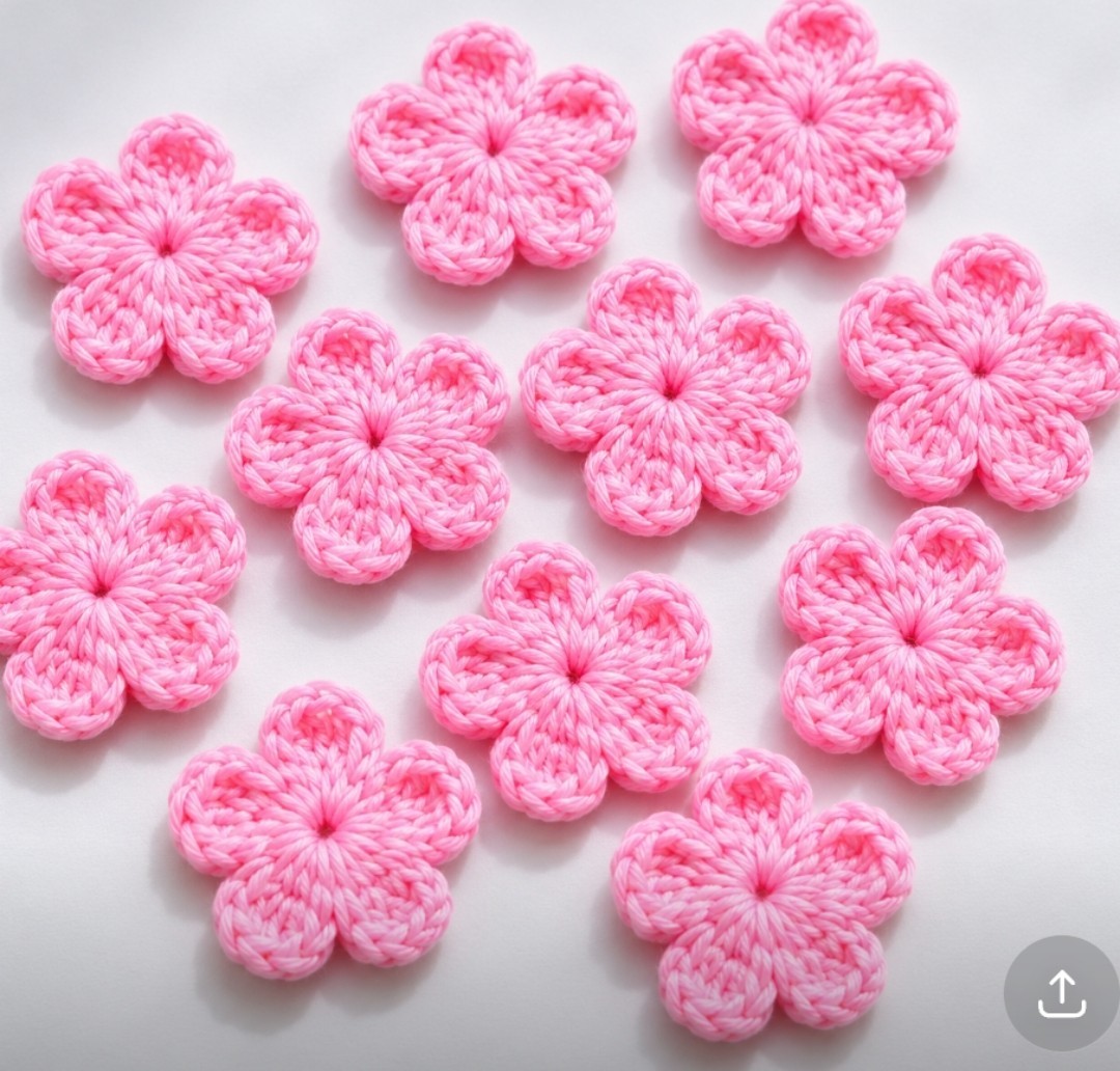 300PCS Handmade Crochet Flower Appliques Pink Floral Embellishments DIY Craft