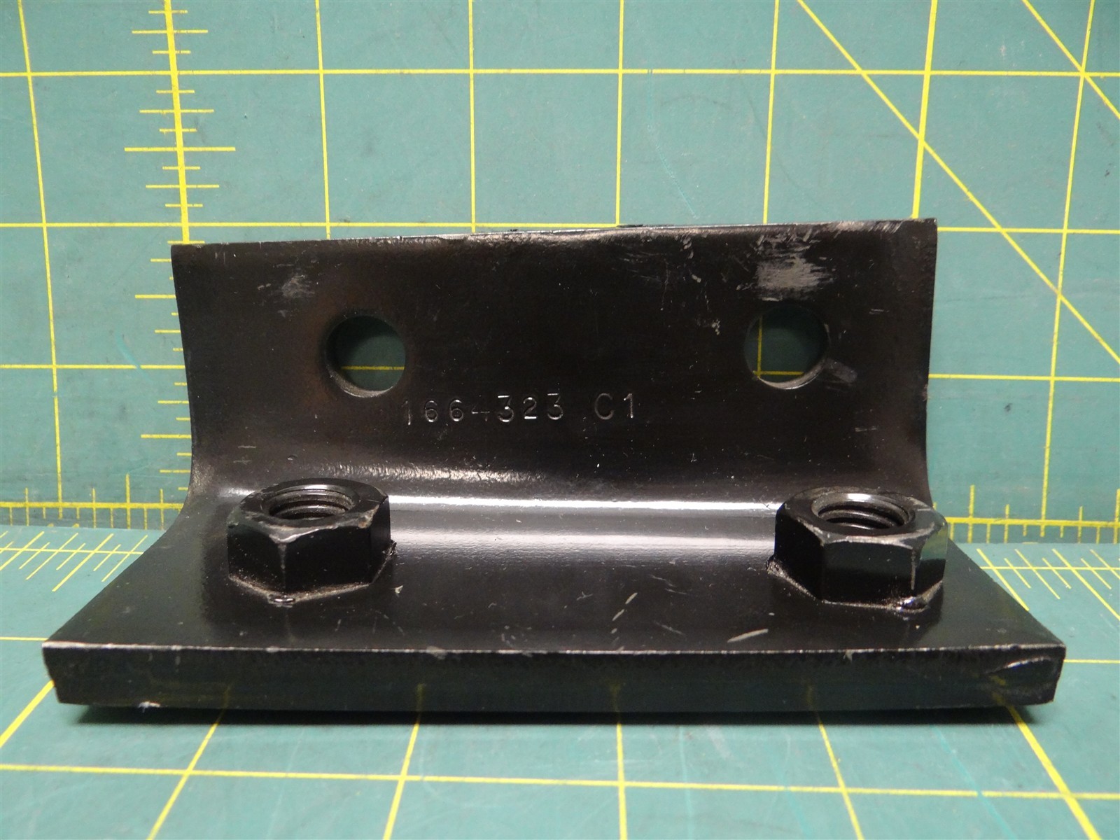 Navistar International 1664323C1 Support Metal Mounting Bracket Left Black