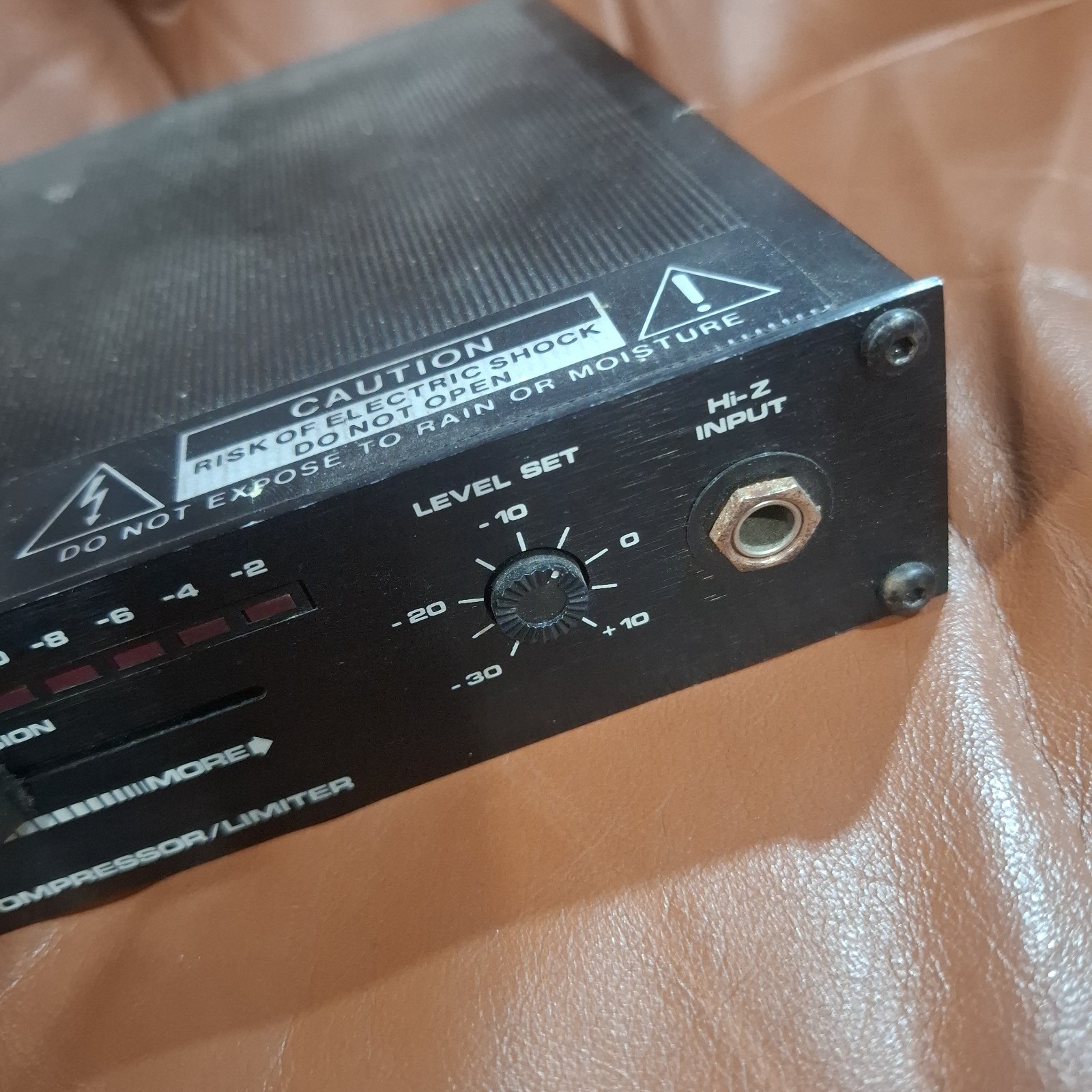 dbx 163X Over Easy Compressor/Limiter Rack Mount Analog 1U Stereo Slave