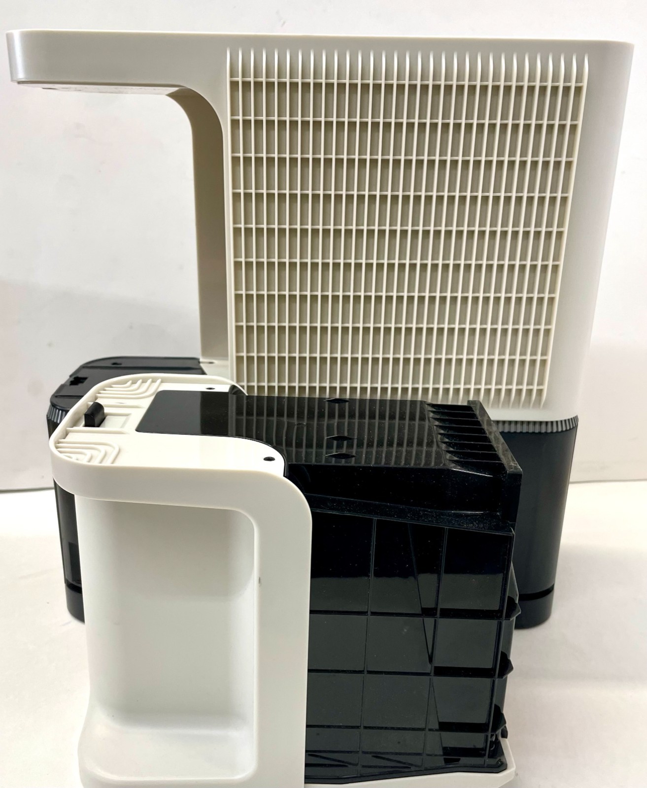 OEM Shark AI Ultra Robot Self Empty Charging Base/Dust Bin (White) AV251WAYUS