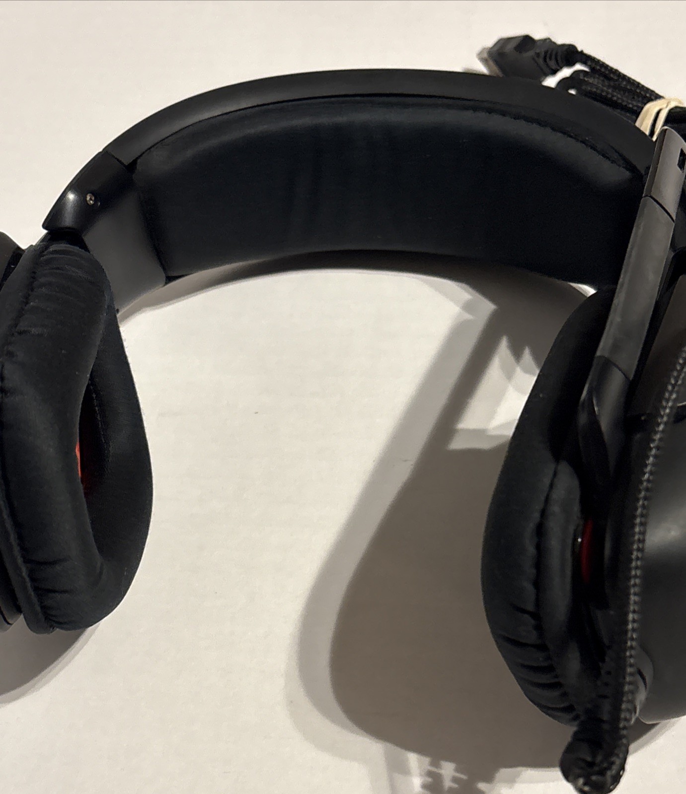 Logitech G35 Wireless Surround Sound Gaming Headset.