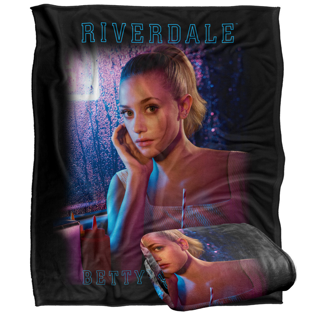 Riverdale Betty Cooper Silky Touch Super Soft Throw Blanket