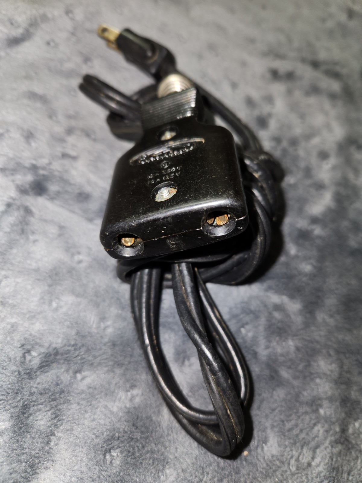 VINTAGE ELECTRICORD 2 PRONG APPLIANCE CORD (6' LONG - 15A 125V 10A 250V)
