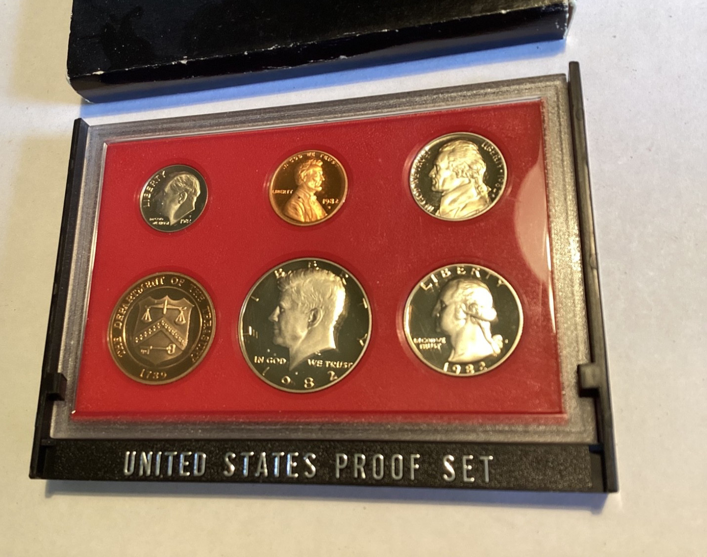 1982 S Proof Set 5 Coins & Mint Token All in Box