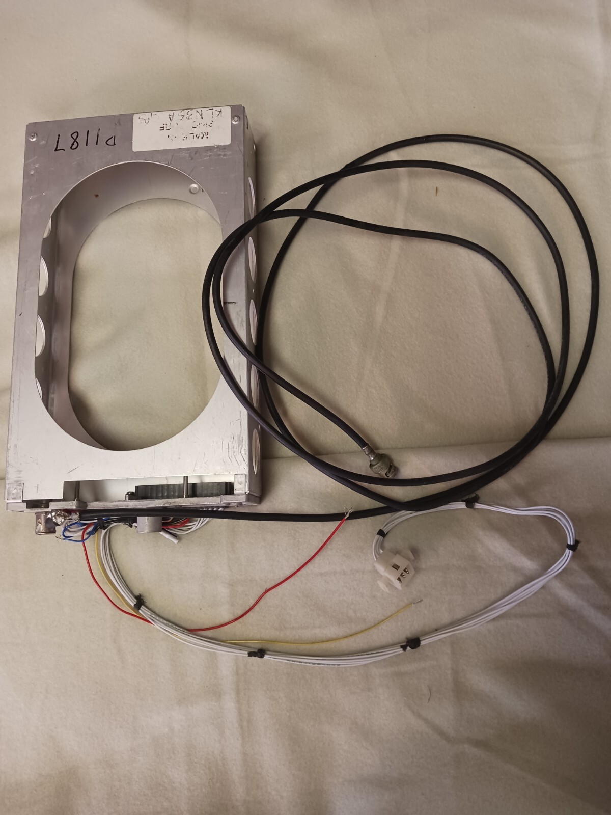 TRAY FOR BENDIX KING KLN 35A GPS MOUNTING RACK KLN-35-A BACKPLATE & CONNECTOR