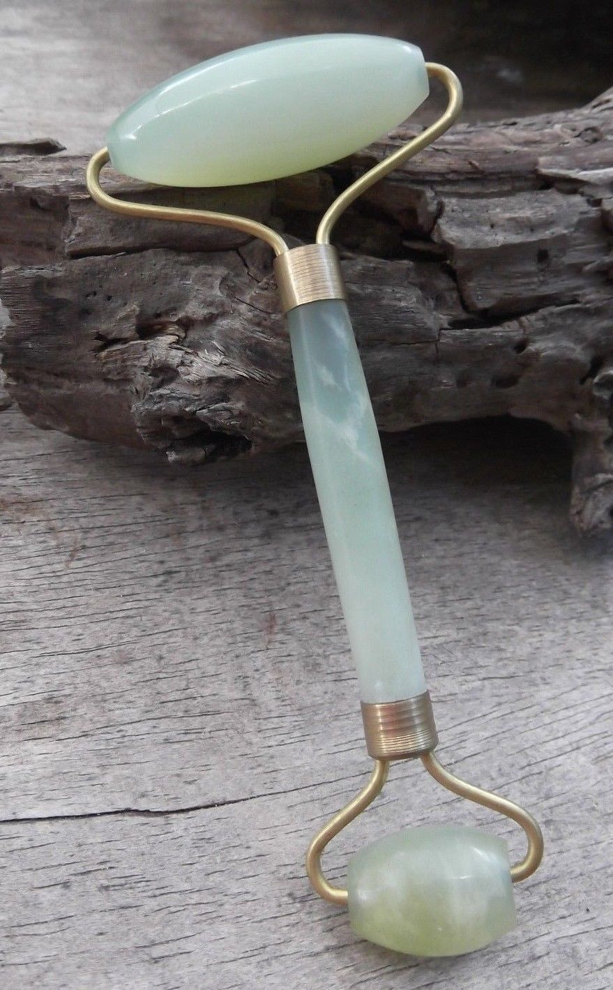 Jade Facial Massager Face Massage Roller~Beautiful Jade Stone Facial Roller New
