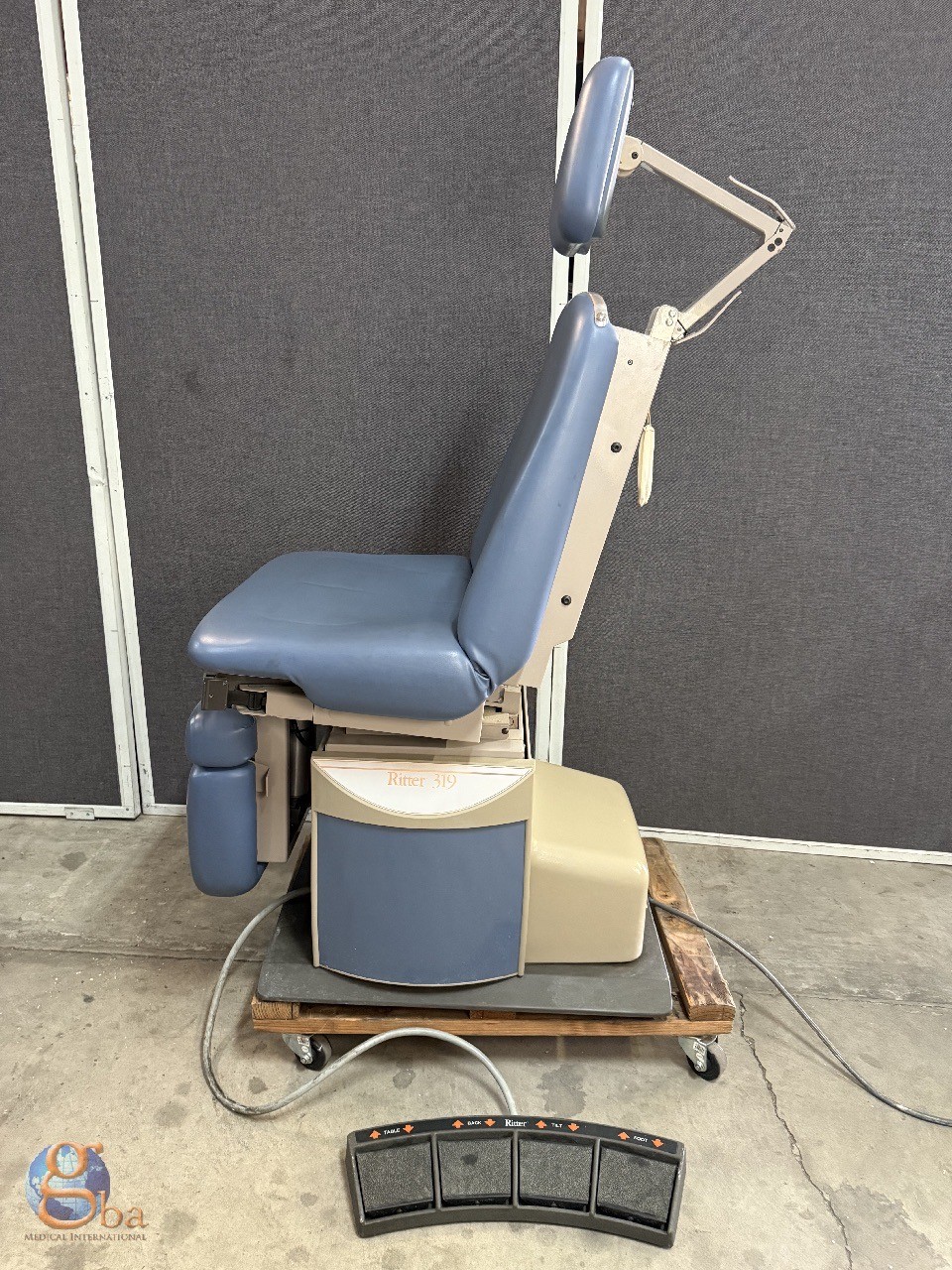 Midmark Ritter 319 Power Procedure Exam Table Chair