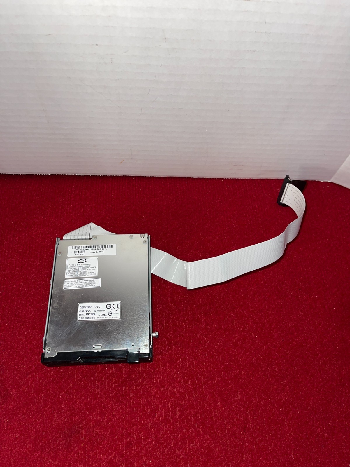 SONY MPF820 1.44MB 3.5" IDE Floppy Drive - Internal Slim Line Form Factor