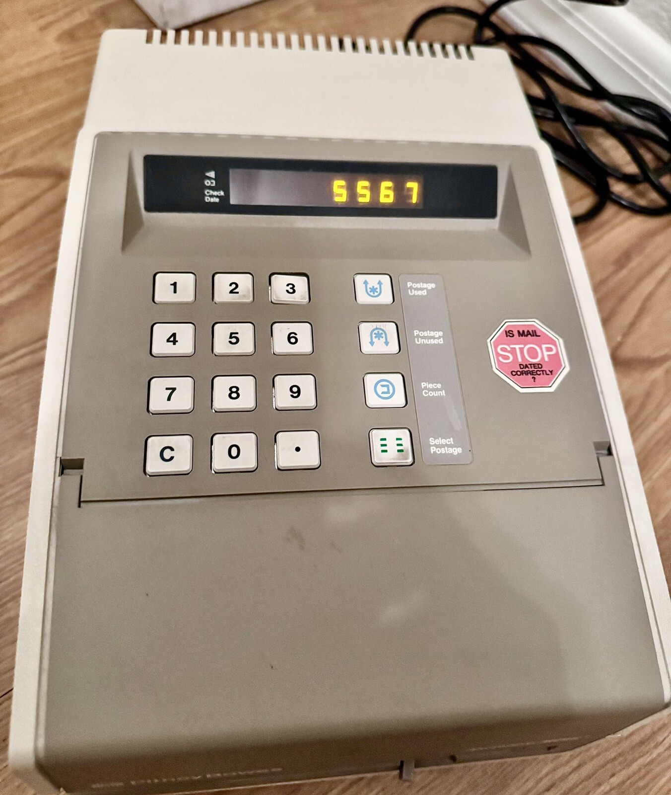 PITNEY BOWES MAIL STATION POSTAGE 6900