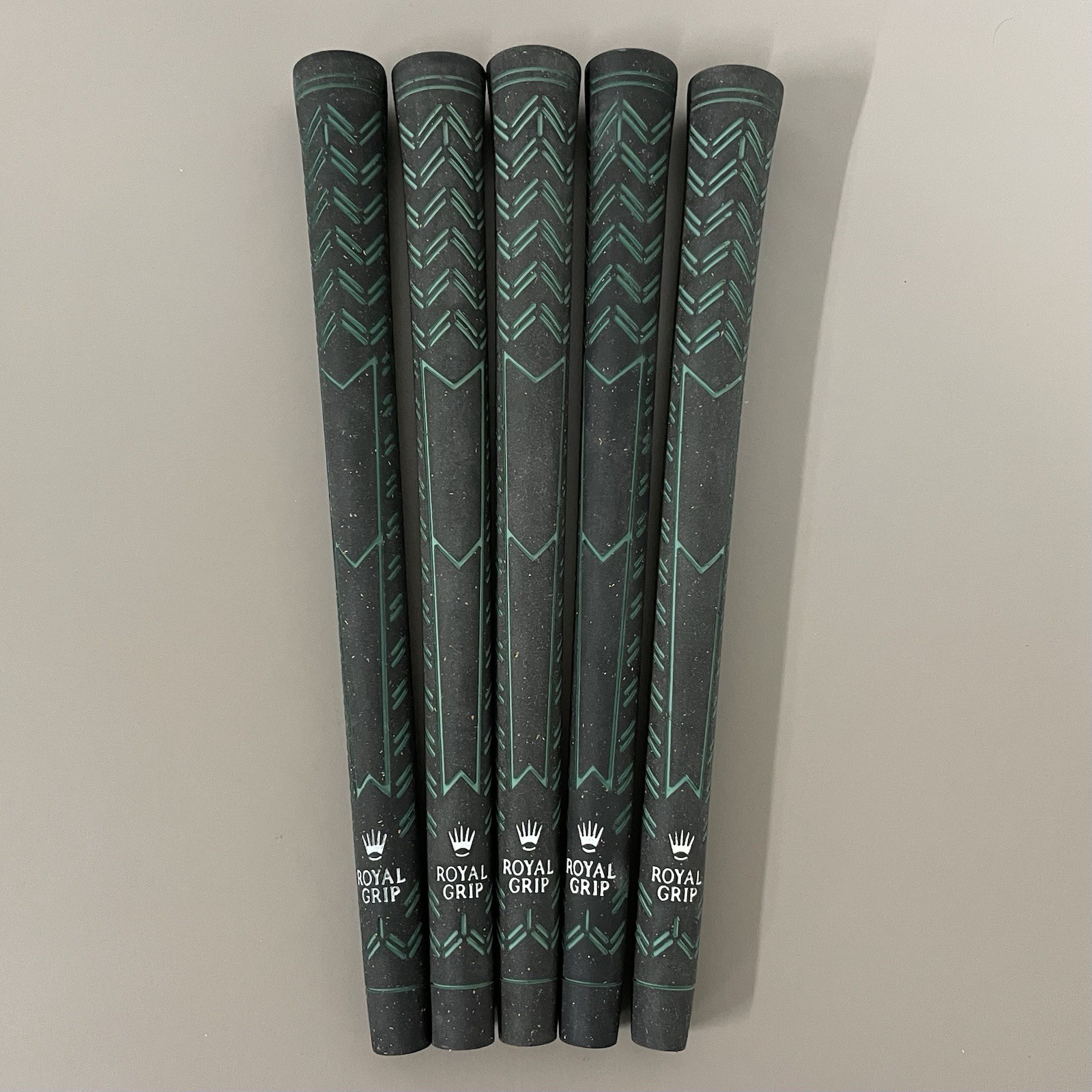 (5) NOS Royal Golf Grips — .60 — Black and Green — Made in USA