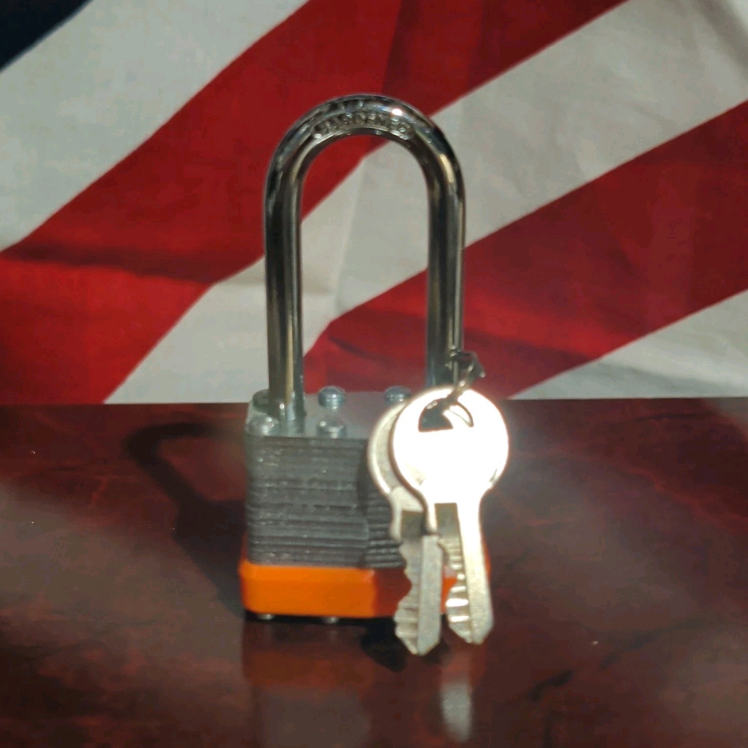 40mm Steel Keyed Padlock Hardened Traditional Shackle Silver Orange