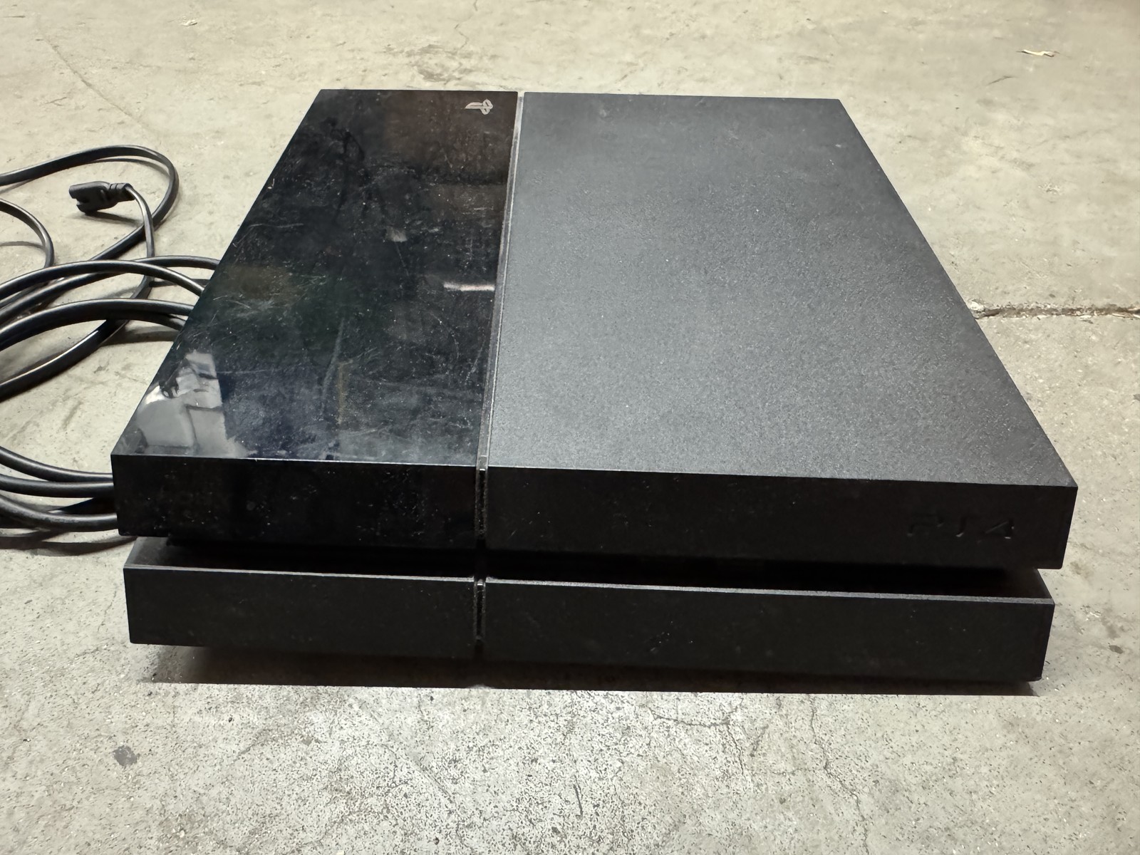 Sony CUH-115A Console W/ Cords