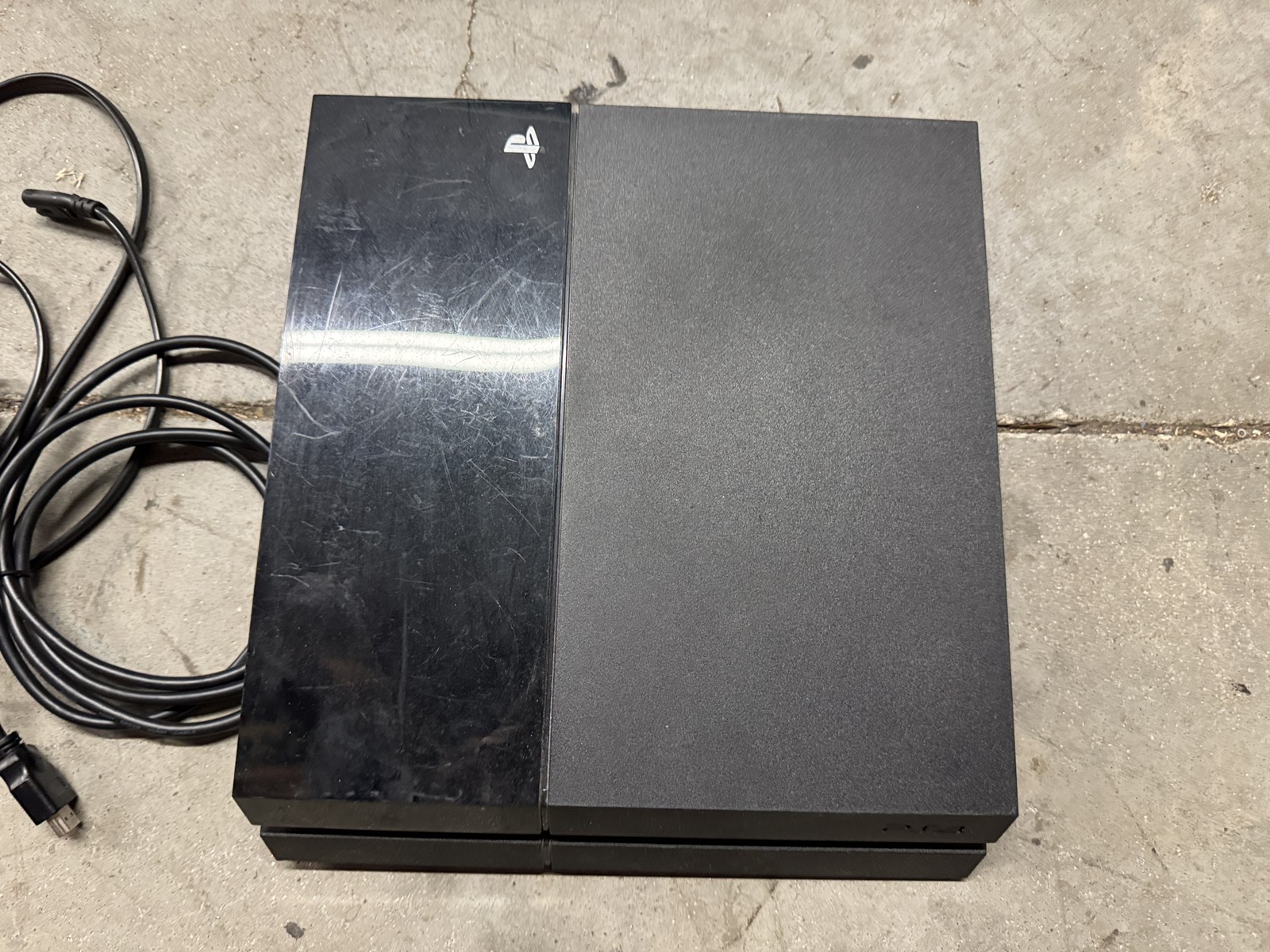 Sony CUH-115A Console W/ Cords