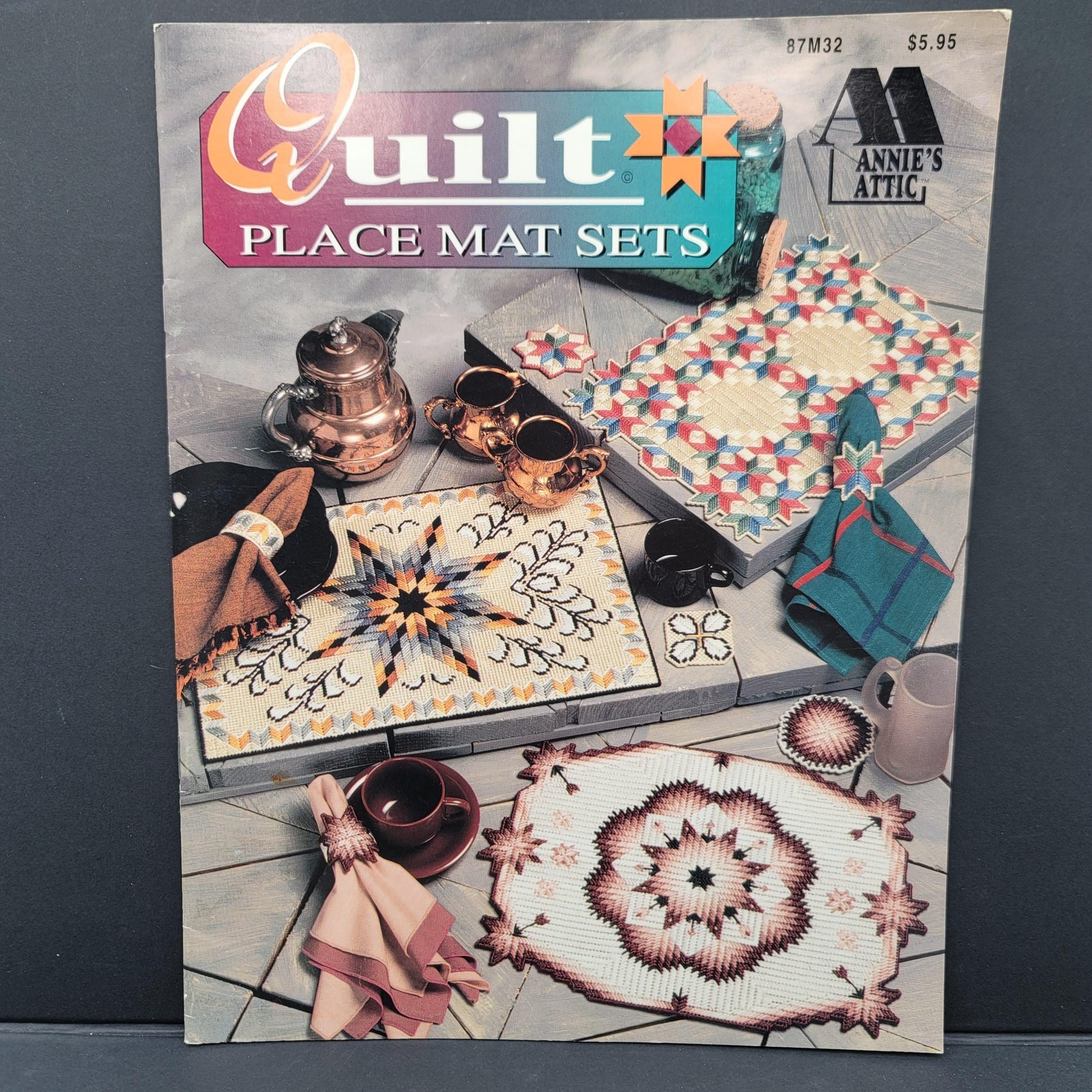 Vintage Annie's Attic Quilt Place Mat Sets Plastic Canvas Pattern Booklet Table