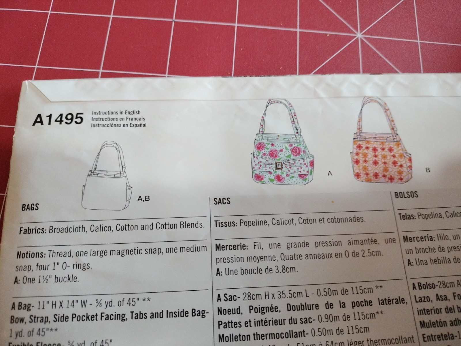 1405 SIMPLICITY BAGS/PURSES TOO CUTE - Cut - Copyright 2013