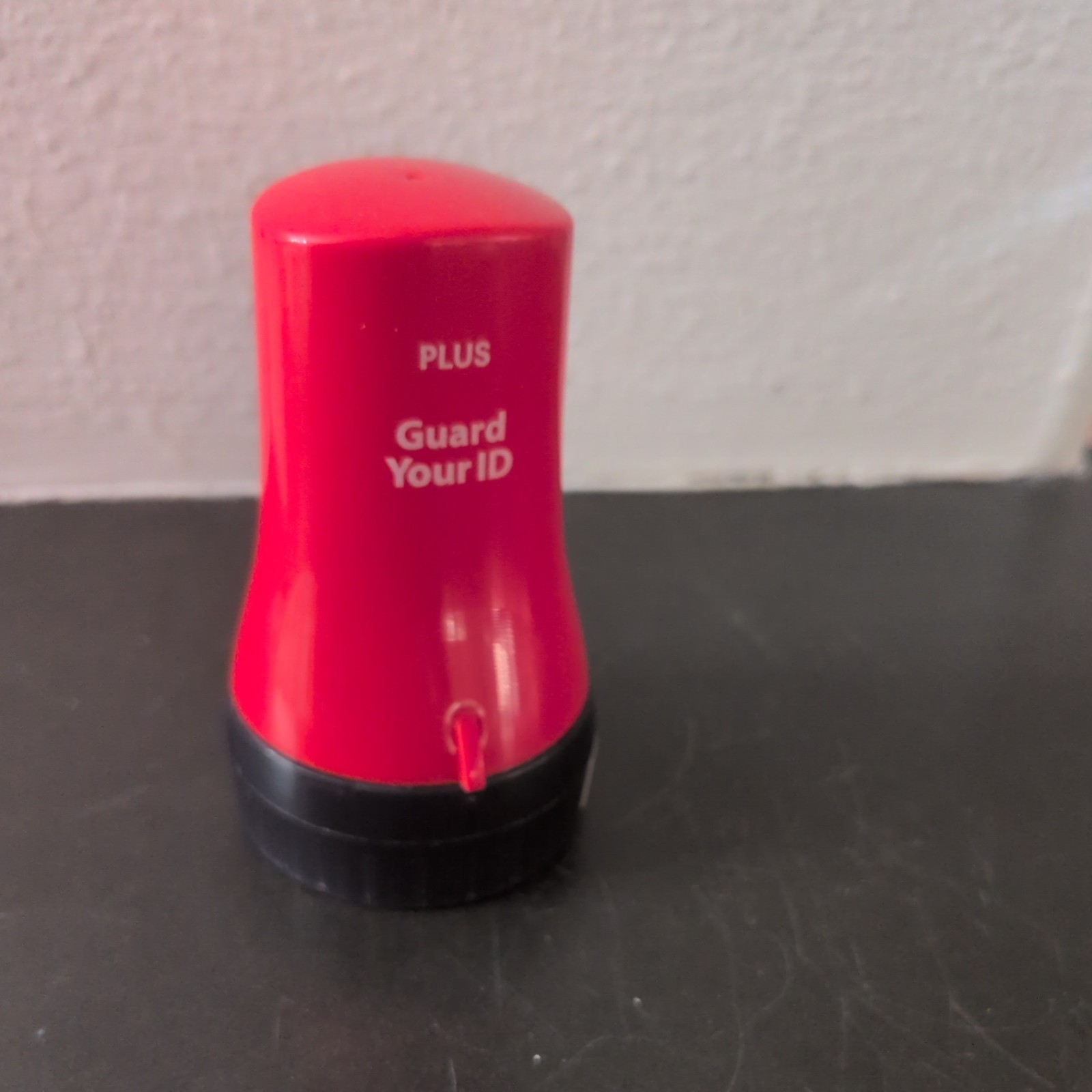 Guard Your ID Advanced Roller  Identity Theft Prevention Security Stamp BLACK