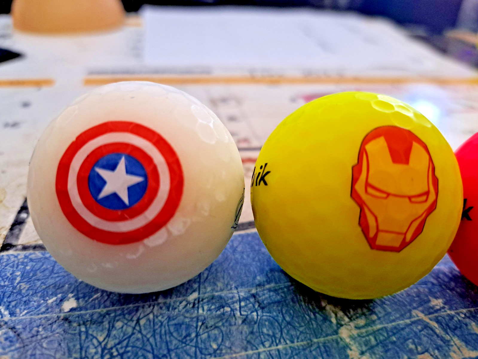 4 * NEW *Matte Volvik Marvel Golf Balls Spiderman Cpt America Hulk Iron Man