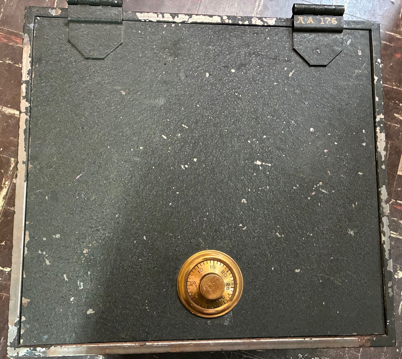 Vintage HERRING HALL MARVIN SAFE Strongbox 17.5 x 16 x 10  1 Hr Rating AA176
