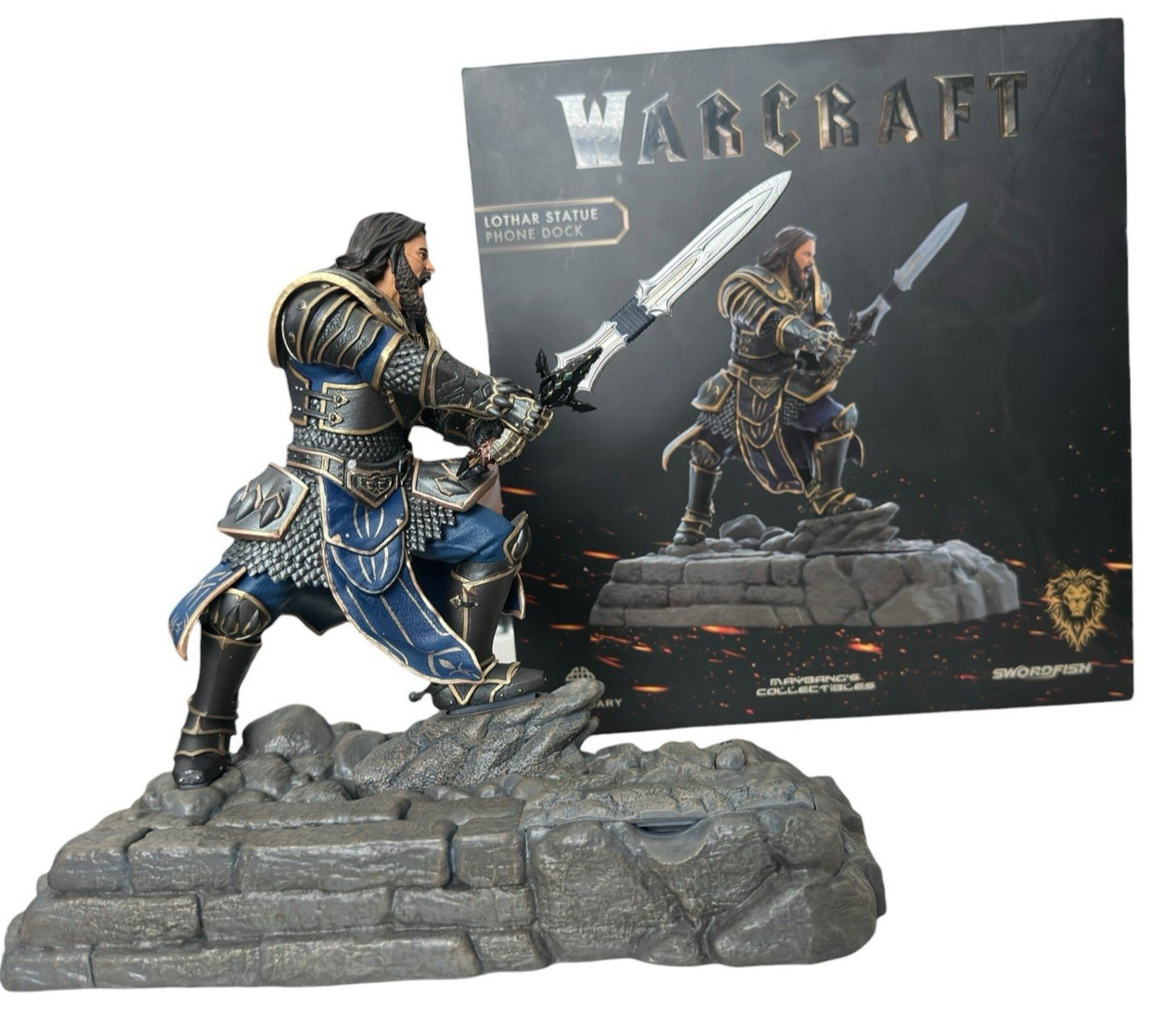 Swordfish Tech Warcraft Lothar Statue Phone Charging Dock