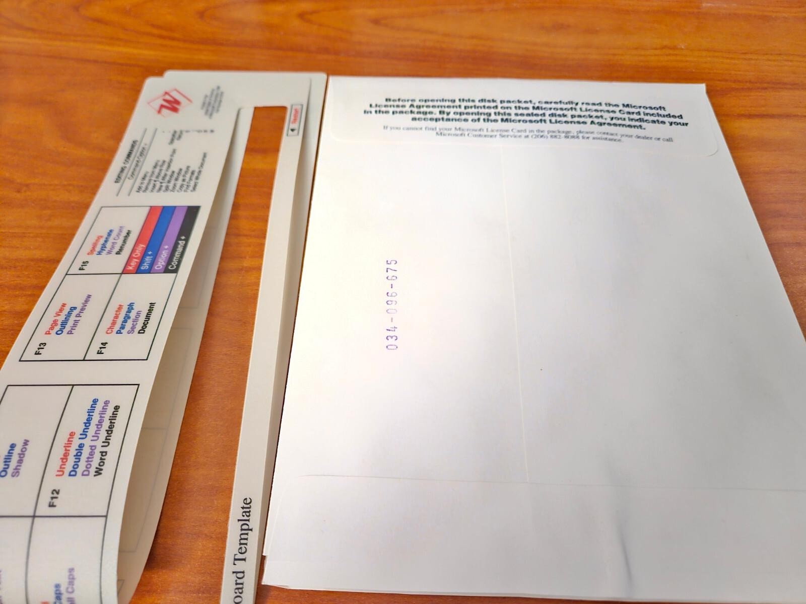 Microsoft Word 4.0 MAC with serial - complete in box!