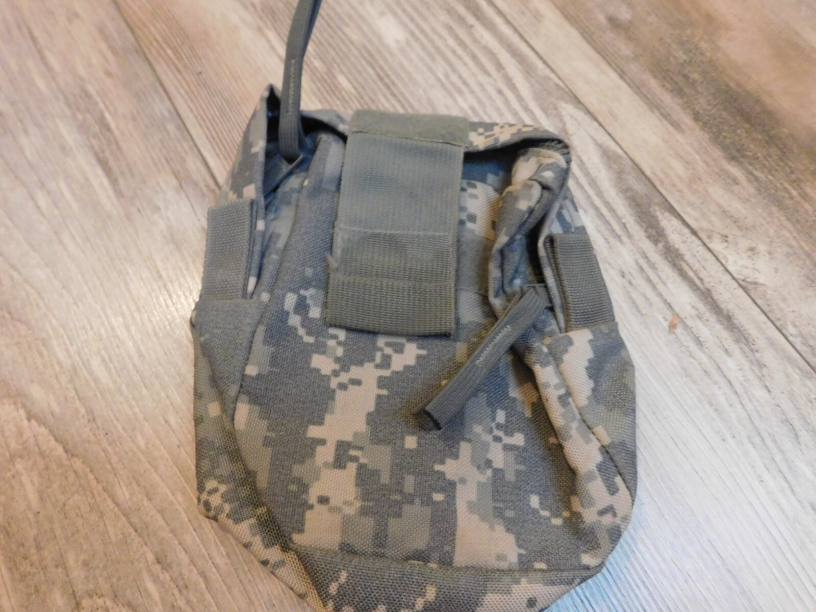 US MILITARY  MOLLE II ACU MEDIC  POUCH