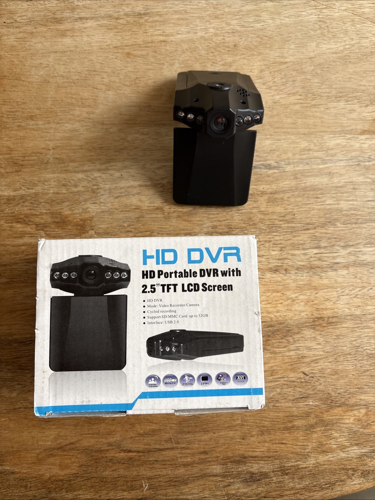 hd dvr  portable dvr with 2.5 tft lcd screen