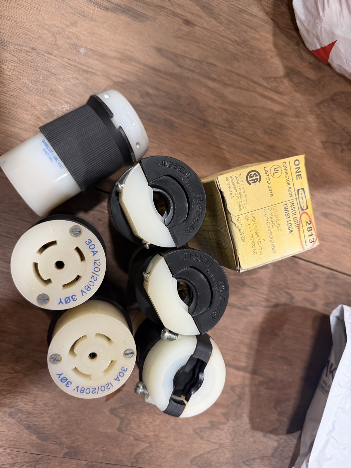 Hubbell HBL2813 Electrical Plug - Black 30AMP 120/208VAC