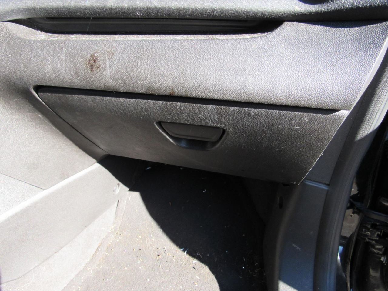 FIESTA    2019 Glove Box 1103763