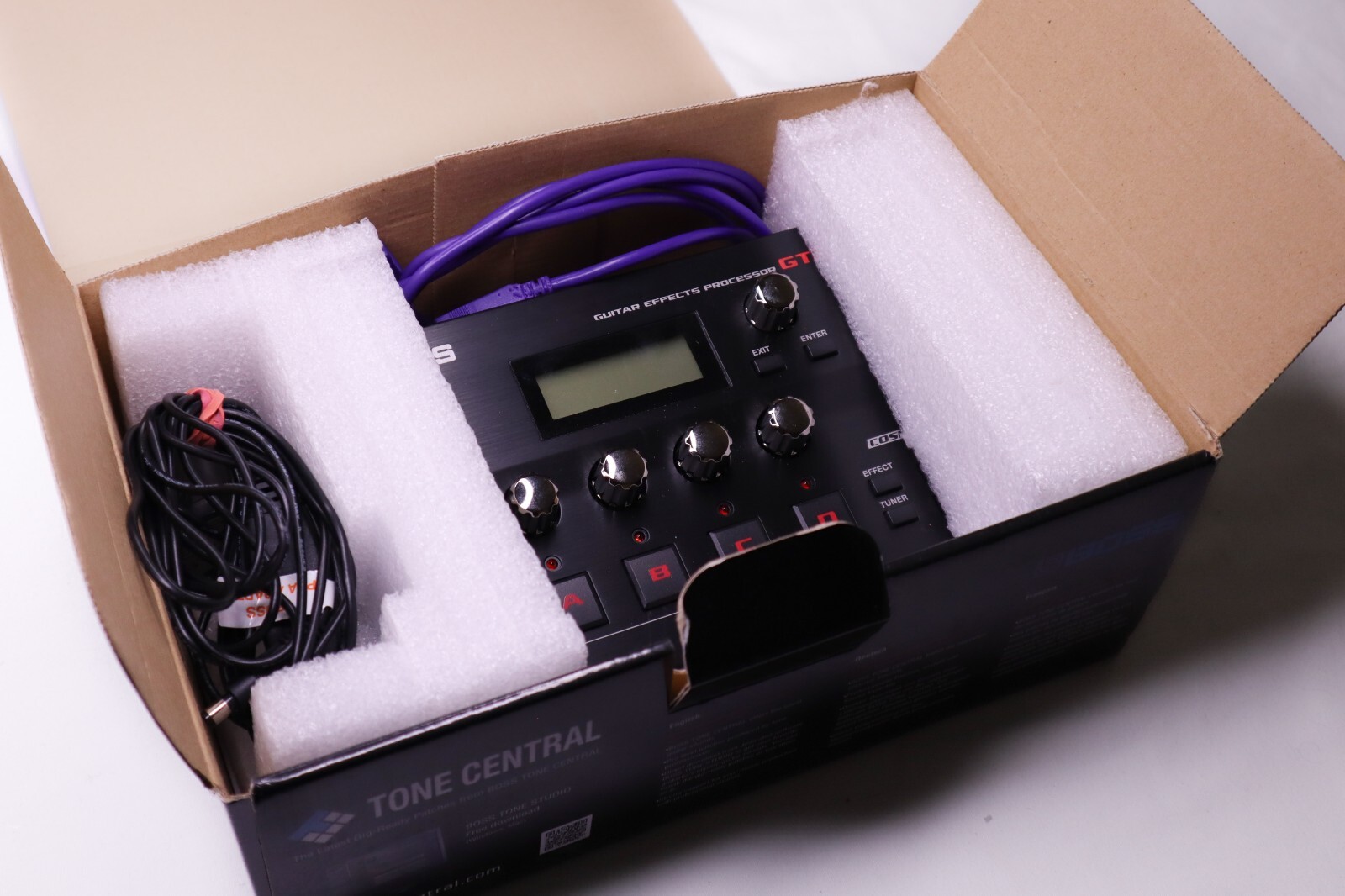 🎸 BOSS GT-001 Guitar Effects Processor – MINT Condition