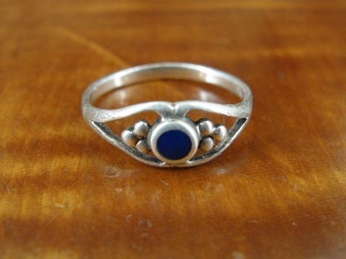 Round Blue Stone Bead Look Design Sterling Silver 925 Ring Size 6 1/2