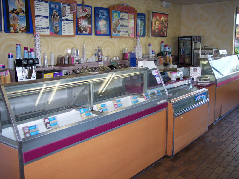 Complete Baskin-Robbins Ice Cream Store Equipment Package