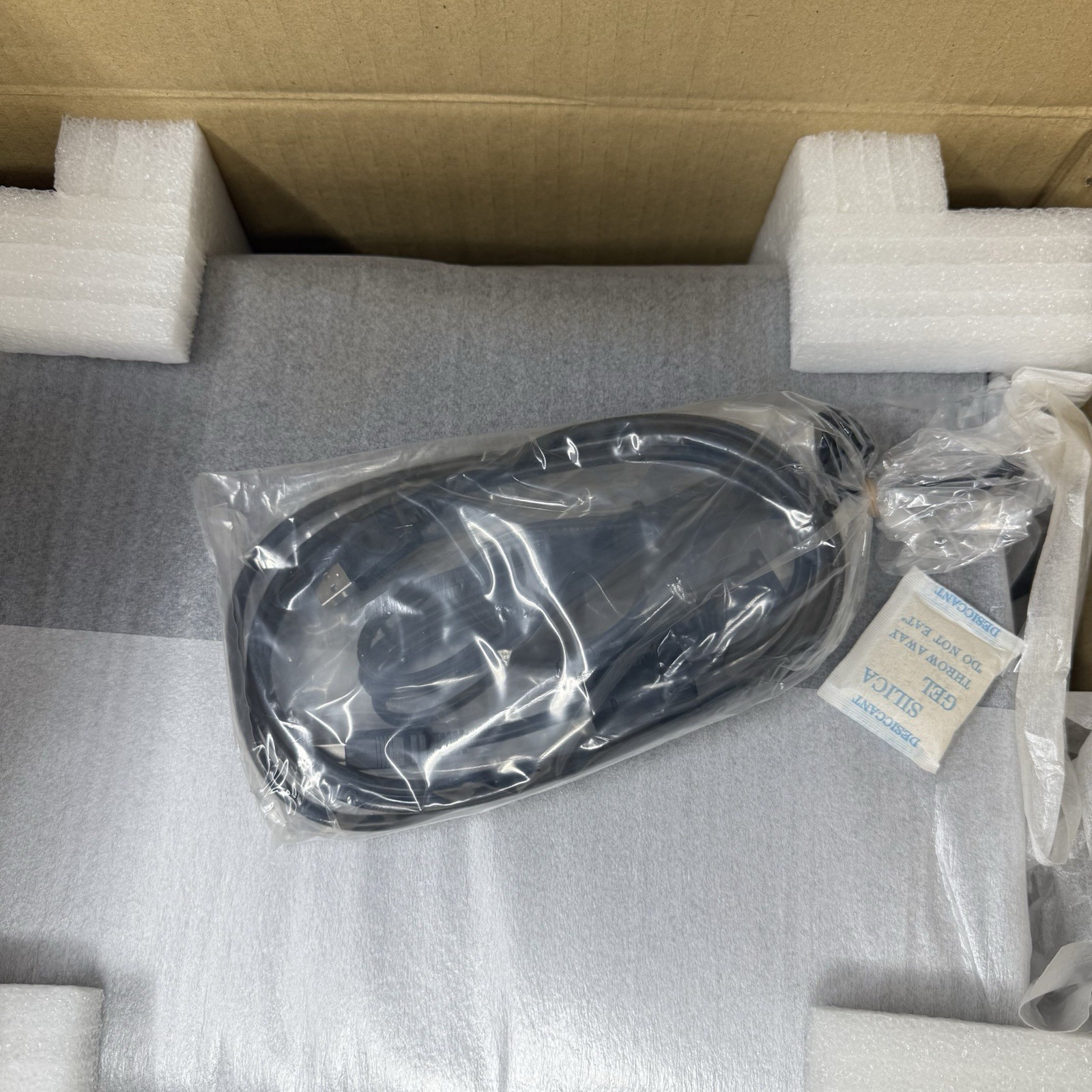 NEW ION VCR 2 PC USB VHS Video to Computer Conversion System Digital Transfer