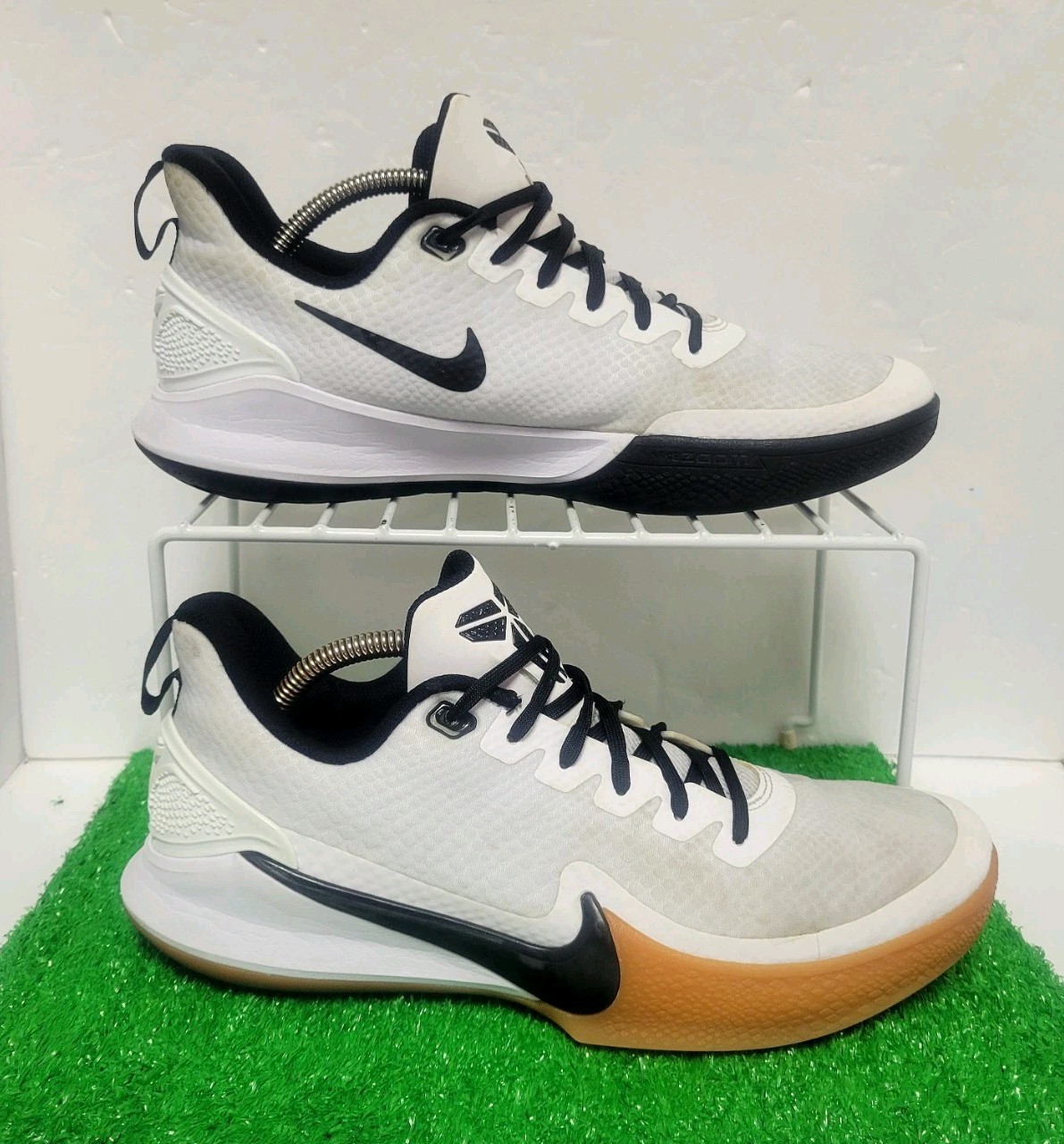 Nike Zoom Kobe Mamba Focus White Black Gum Big Stage MVP AJ5899-100 Sz 9.5 Shoes