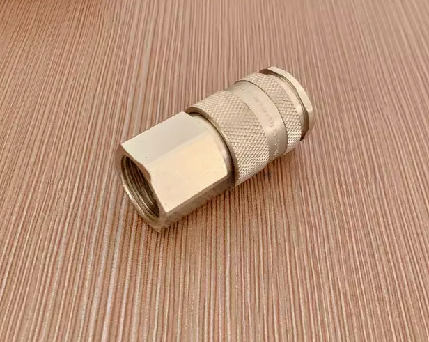 1PCS NEW FIT FOR Quick change connector 27KAIW21MPN