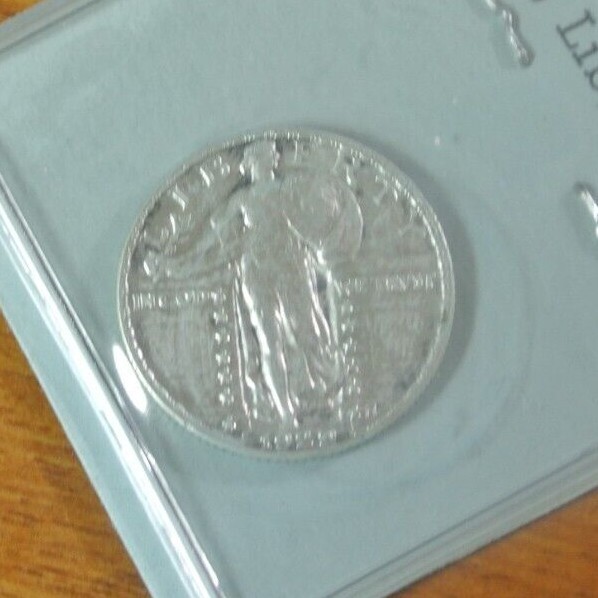 1929 25c Standing Liberty Silver Quarter - NICE Luster - AU