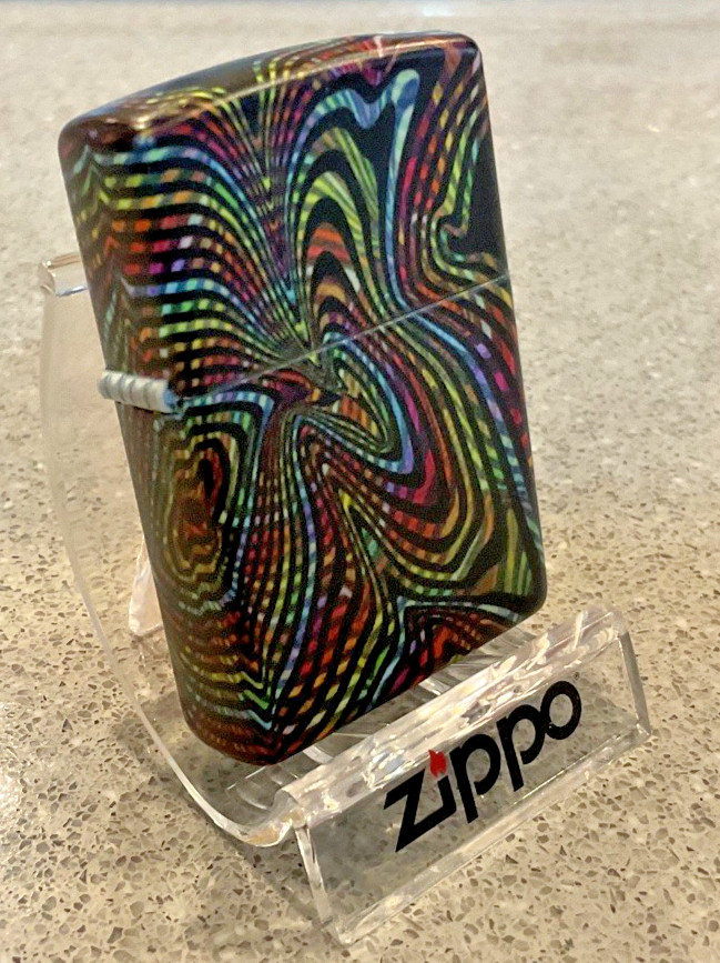 Genuine Brand New ZIPPO Lighter Stunning SWIRLING GLOW IN THE DARK Premium 540