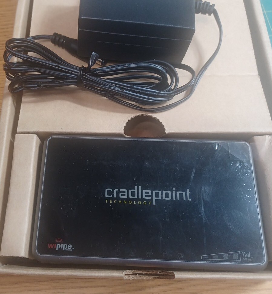 Cradlepoint CBR400 Wireless Router New Open Box